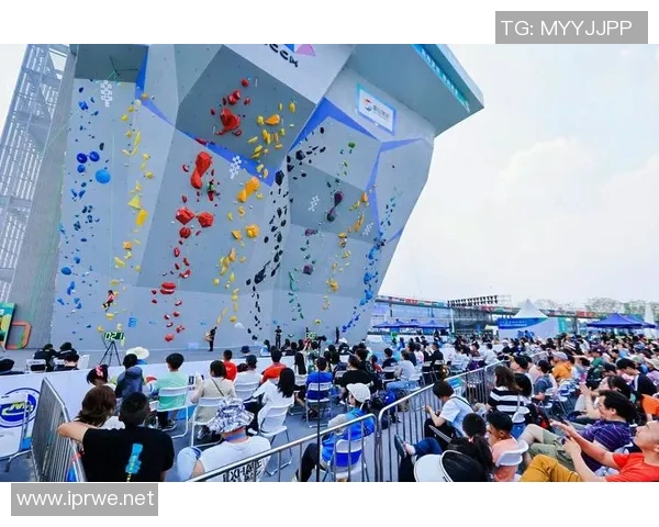赛后复盘：北京攀岩队与成都攀岩队的精彩对决与战术分析